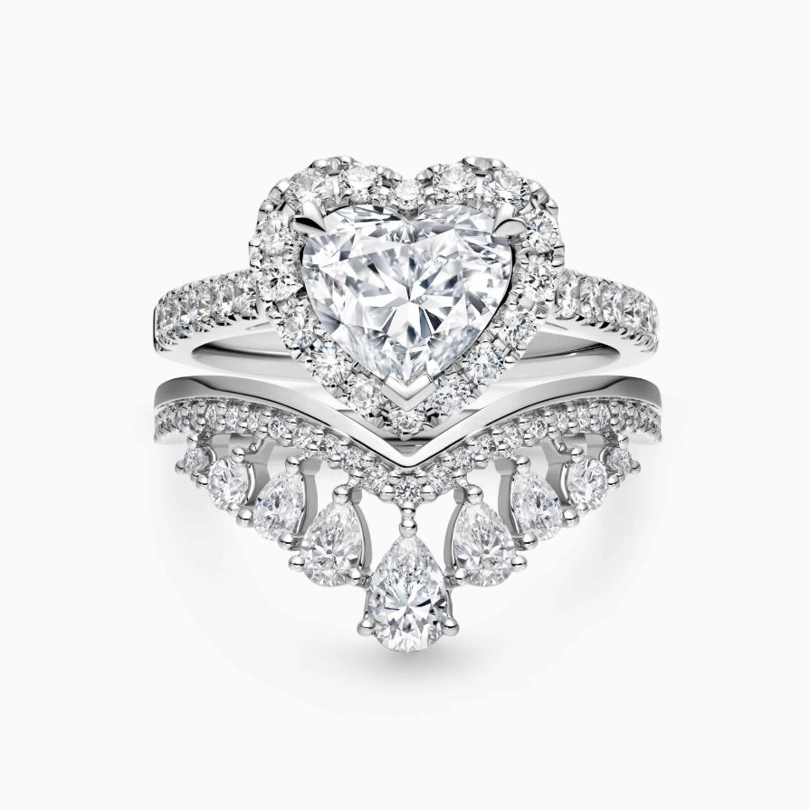 Delicate jewellery for special moments