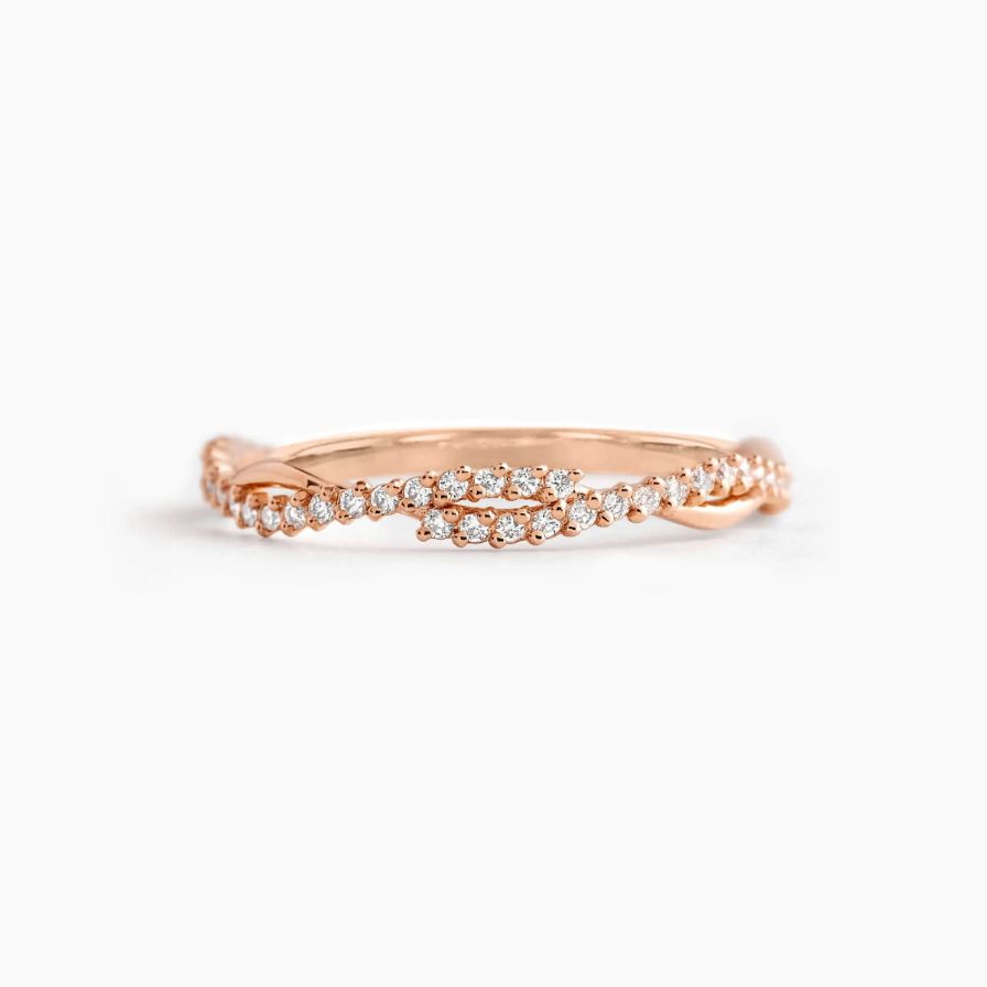 Twisted Pavé Wedding Ring For Woman Twisted Pavé Wedding Ring For Woman