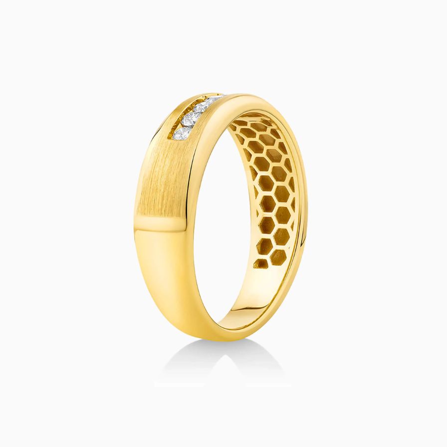 Brushed Pavé Wedding Ring For Man Brushed Pavé Wedding Ring For Man