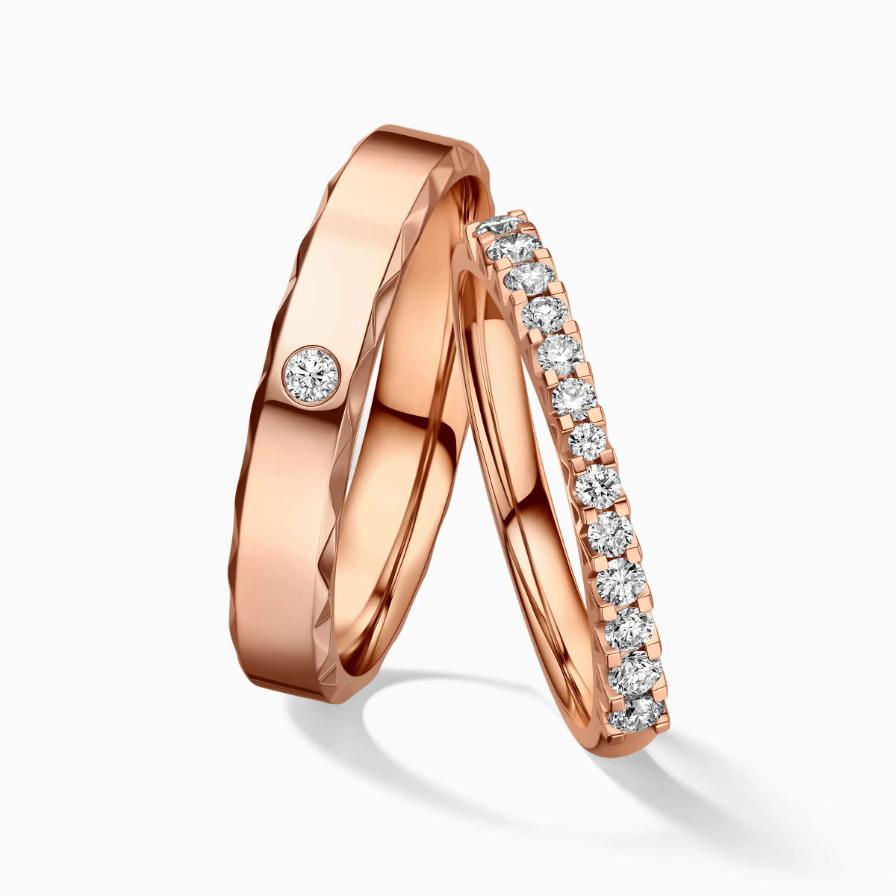 Diamond Pavé Wedding Rings Diamond Pavé Wedding Rings