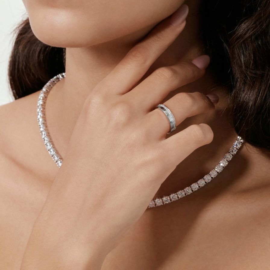 Diamond Pavé Rose Gold Wedding Rings Diamond Pavé Rose Gold Wedding Rings