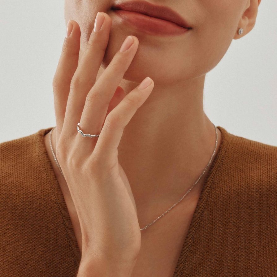 Wave Shaped Diamonds Pavé Wedding Rings Wave Shaped Diamonds Pavé Wedding Rings
