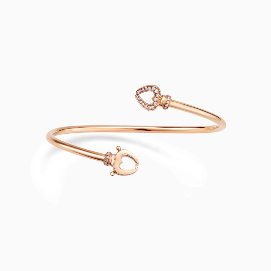 Twin Heart Shaped Lock Diamonds Pavé Bracelet Twin Heart Shaped Lock Diamonds Pavé Bracelet