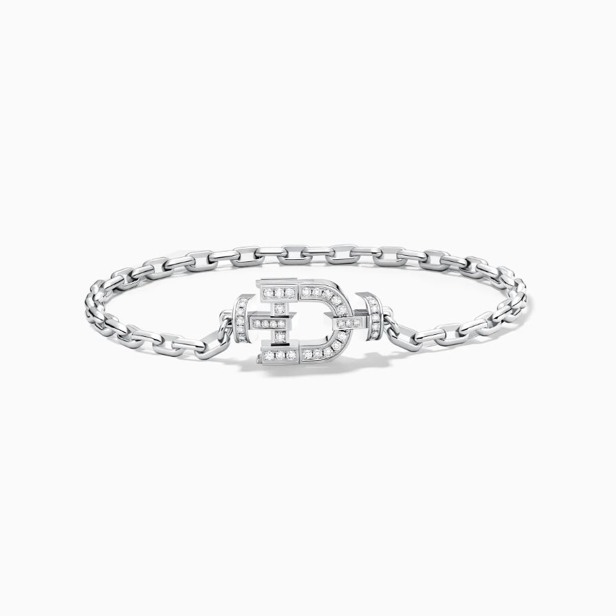 D Shaped Diamonds Pavé Platinum Bracelet D Shaped Diamonds Pavé Platinum Bracelet