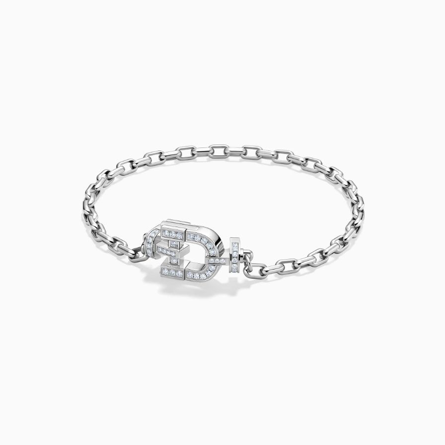 D Shaped Diamonds Pavé Platinum Bracelet D Shaped Diamonds Pavé Platinum Bracelet