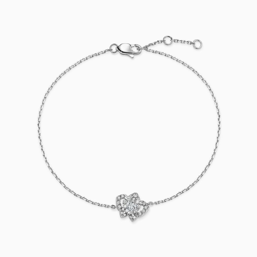 Refined Flora Heart Outline Bracelet Refined Flora Heart Outline Bracelet
