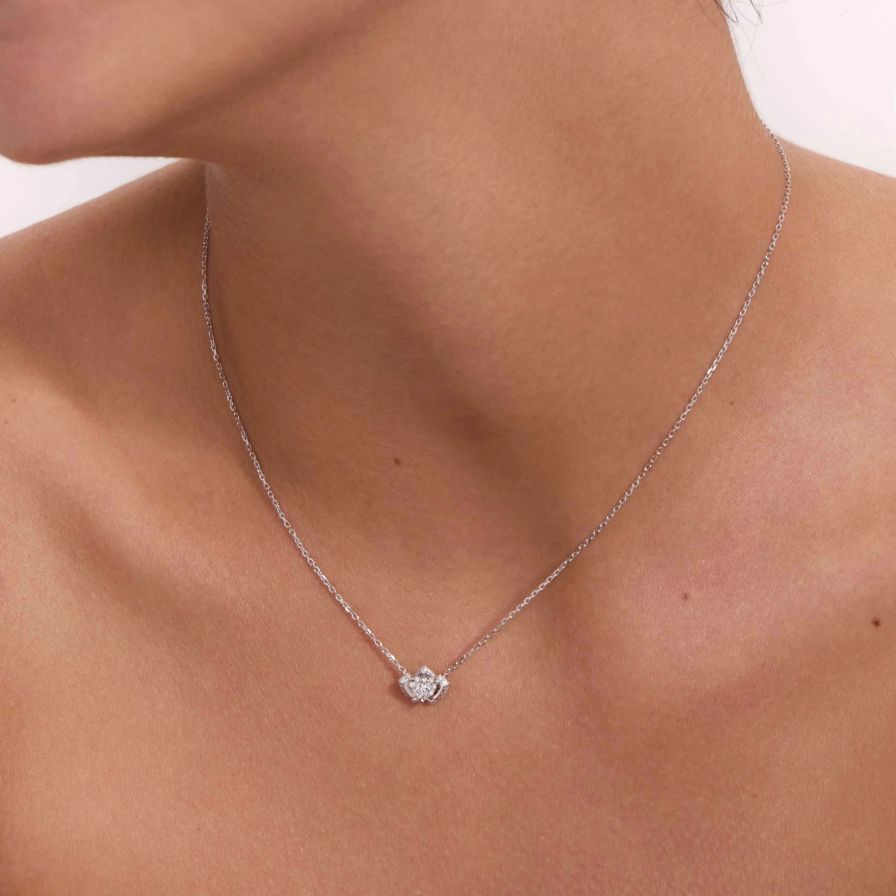 Luminous Heart Shape Diamonds Necklace Luminous Heart Shape Diamonds Necklace