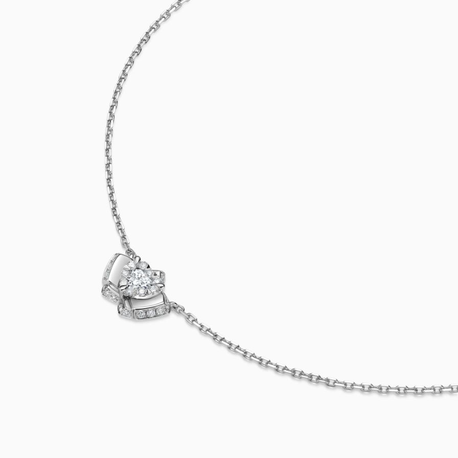 Luminous Heart Shape Diamonds Necklace Luminous Heart Shape Diamonds Necklace