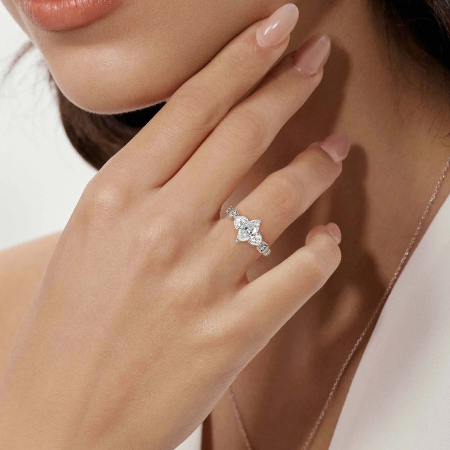 Marquise Heart-Link Zirconia Promise Ring 18K White Gold Plated Sterling Silver Marquise Heart-Link Zirconia Promise Ring 18K White Gold Plated Sterling Silver