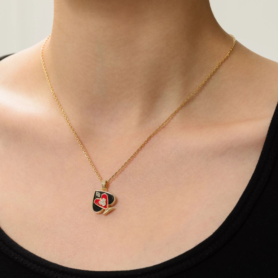 The Winning Heart Necklace The Winning Heart Necklace