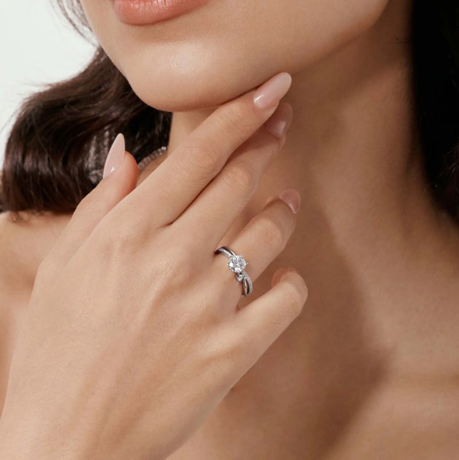 Round Solitaire Pavé Two-stone Twisted Engagement Ring Round Solitaire Pavé Two-stone Twisted Engagement Ring