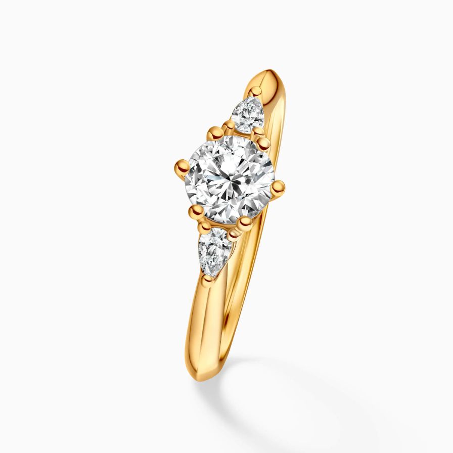 Round Side-stone Star Eyes Engagement Ring Round Side-stone Star Eyes Engagement Ring